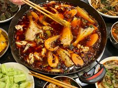 -鸿顺老铁锅美蛙鱼府(解放碑店)
