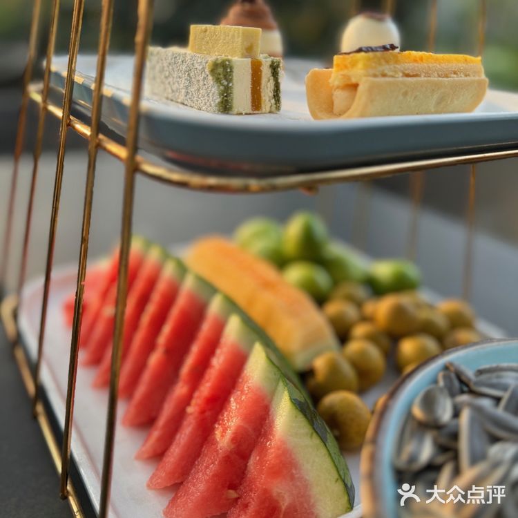 杭州西湖下午茶的小确幸喔[爱心][爱心]