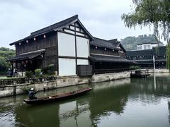 -鲁镇
