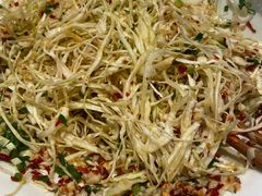 油泼包菜丝-渔乡米香·剁椒鱼头(四方坪店)