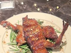 花椒鸽子-LESCEDARS Brasserie Bistro香柏树
