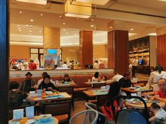 -亚龙湾希尔顿自助餐厅·海鲜·烧烤·沙滩BBQ·现场乐队