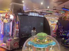 -反斗乐园π·电玩·高空拓展·蹦床(龙华天虹店)