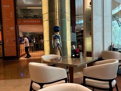-怡咖啡海鲜自助餐厅(浦东香格里拉店)