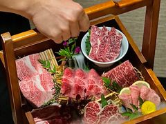 -山川小町·极番烧肉(新地假日广场店)