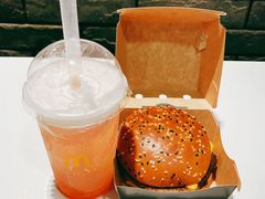 -麦当劳(宝山大厦店)