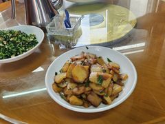 -芦茨金富饭庄·25年老字号·专做稻草鸡
