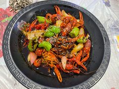 十三香小龙虾-金陵暴走小龙虾·迷踪蟹(凯德MALL店)