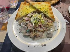奶油蘑菇培根意面-遇见西木美式餐厅(体育路店)
