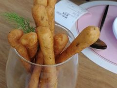 茴香小油条-椒爱水煮鱼川菜(让胡路万达店)