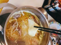 -布罗城堡自助烧烤(鸿通城购物中心店)