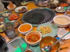 -唯成•韩国炭火烤肉 유성고기
