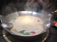 -湊湊火锅·茶憩(打浦桥日月光店)