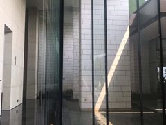 -瑰丽酒店·海吧·天际下午茶·现场DJ·天台酒吧