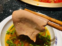 -周师兄大刀腰片火锅(洪崖洞旗舰店)