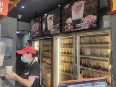 -八婆婆烧仙草(曾厝垵店)