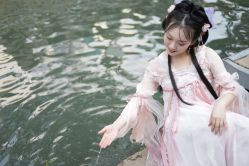 -一揽芳华汉服旗袍体验馆(拙政园店)