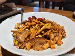 竹笋炒腊肉-丹江渔村(首都机场店)