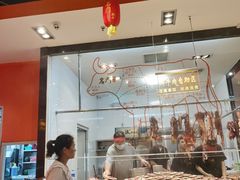 -名门潮牛·鲜牛肉海鲜火锅.烧烤自助餐厅(诚丰广场店)