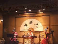 -白乐天毛肚火锅馆(解放碑店)