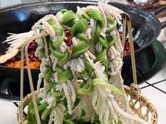 -扎起市井老火锅(乐山总店)