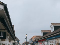 -伦敦比斯特购物村