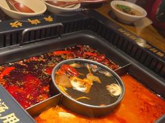 -老牌坊云南鱼豆花火锅(哈西万达店)
