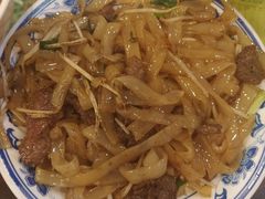 驰名干炒牛河-顺记冰室(宝华路店)