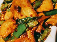 回锅肉-渝信川菜 · 川味家常菜(长安店)