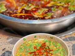 -肖肖酸萝卜鱼火锅(总店)