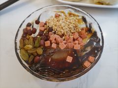-李与白包子铺(桐梓林店)