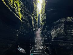 -梭布垭石林景区