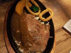 -玛格萝妮(汇智国际商业中心店)