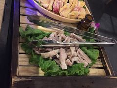 -尚尚仙·酸汤猪手·猪肚鸡火锅(华联万柳购物中心店)