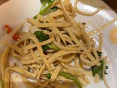 -西部马华清真兰州牛肉面·烧烤夜市(三里河店)
