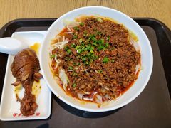 杂酱面大红汤-聚园面庄(新光天地店)