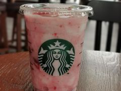 -星巴克(西安曲江银泰店)
