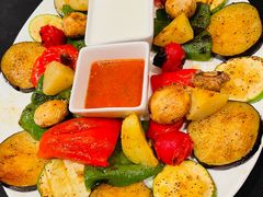 -Efes Turkish & Mediterranean Cuisine 艾菲斯餐厅(陆家嘴店)