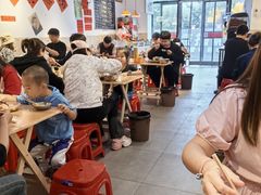 -柳州肥姨妈大骨螺蛳粉(沙河店)
