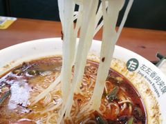 -左左香老潼关肉夹馍(武警医院店)