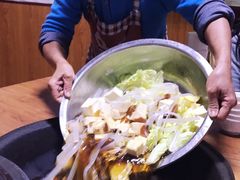 -粘豆包柴火铁锅炖