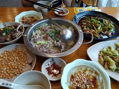 -谢老五跷脚牛肉·非遗传承店