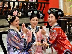 -龙悦湾酒家·八阵鱼生·渔人码头店