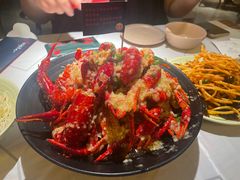 -巴厘龙虾·榜首油焖大虾(音乐学院·沿江酒馆店)