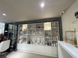 -JNK皮肤管理中心