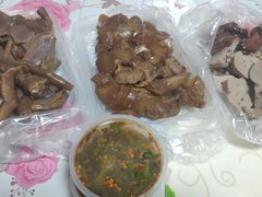 -潮半城·深井烧鹅潮州卤味手打牛肉丸(大沽路菜市场店)