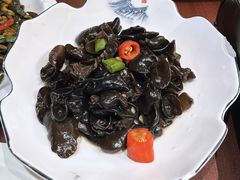 -魏铭鱼头捞饭(晋阳路店)