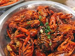 -巴厘龙虾·榜首油焖大虾(音乐学院·沿江酒馆店)