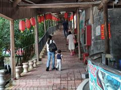 -鲤鱼塘农家山庄