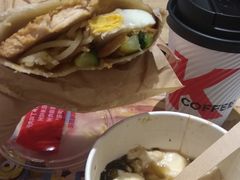 -肯德基(东安路站店)